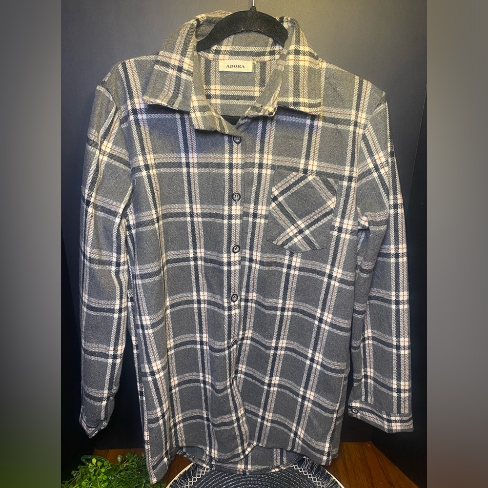 ADORA Gray and White Plaid Women's‎ Button Down Shirt